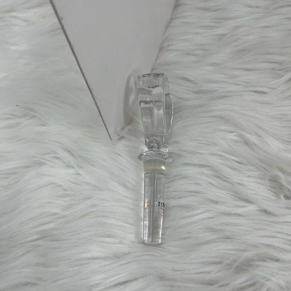 TOWLE Crystal Glass Open Heart Wine Bottle Stopper Austria